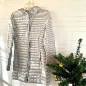 Paragonia nano down coat